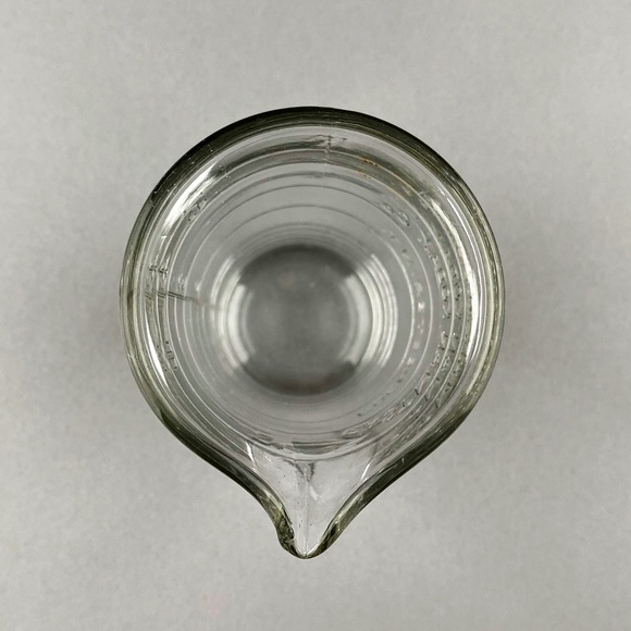 Vintage Eastman Kodak Co. 4 oz Glass Measuring Beaker - Picture 2 of 3